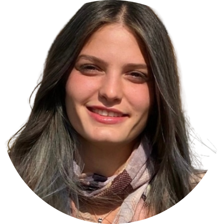 الأخصائية / نهال حسن